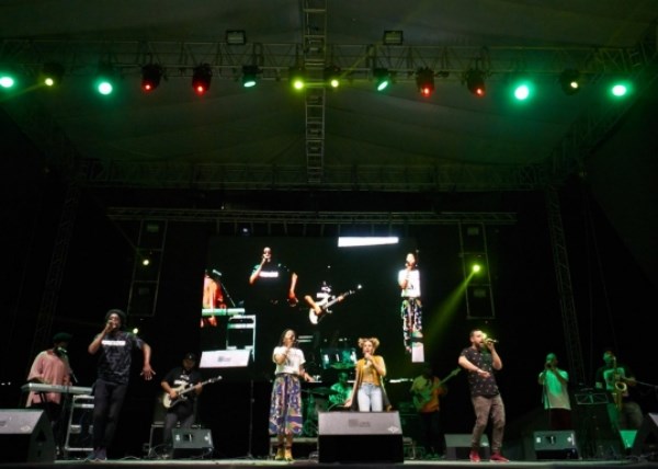 acuda hoy al Concierto de Rock “Avanzada Sinfónica”, en el que Camerata de Coahuila compartirá escenario con Kinky,