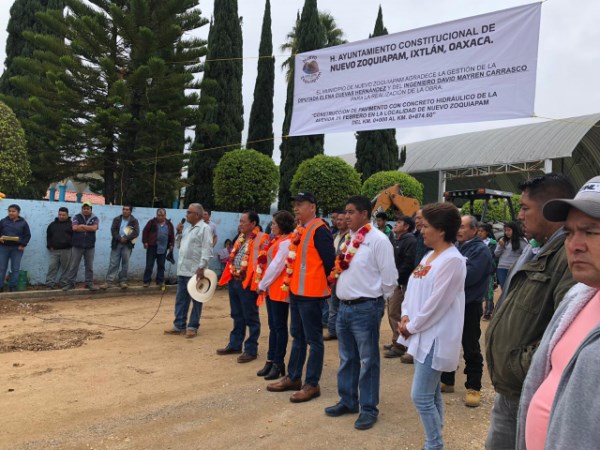 “Construcción de pavimento con concreto hidráulico en la localidad de Nuevo Zoquiápam”