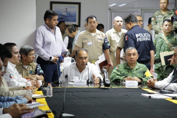El fenómeno meteorológico se ubica a 50 kilómetros al suroeste de Oaxaca