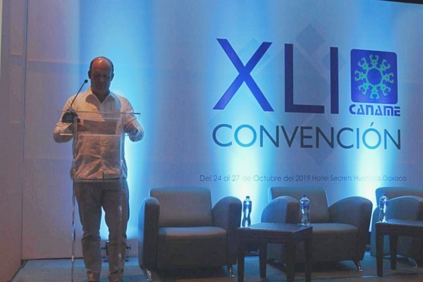 subsecretario de Desarrollo Sectorial y Atracción de Inversión, Celestino Gómez y Gómez