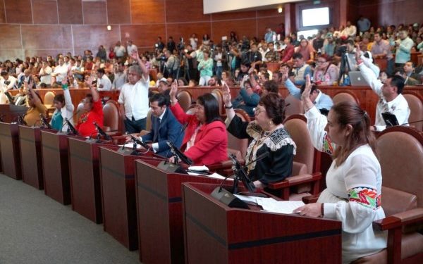 supervisar albergues públicos y privados, y garantizar así la estancia de niñas, niños y adolescentes.