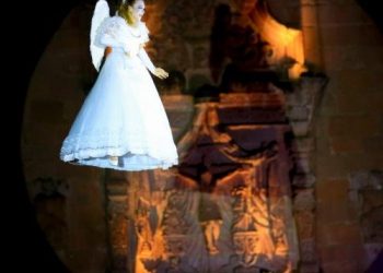 El espectáculo aéreo de gran formato Jardines de los Ángeles