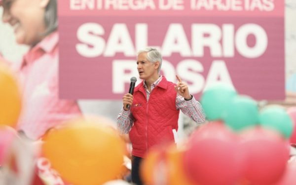 reconoció a las madres jóvenes mexiquenses que quieren continuar con su preparación