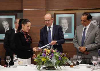 Claudia Sheinbaum Pardo, por los resultados que se han logrado durante su gestión.