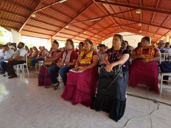 Ley de Consulta Previa Libre e Informada para los Pueblos Indígenas y Afroamexicano en el Estado de Oaxaca.