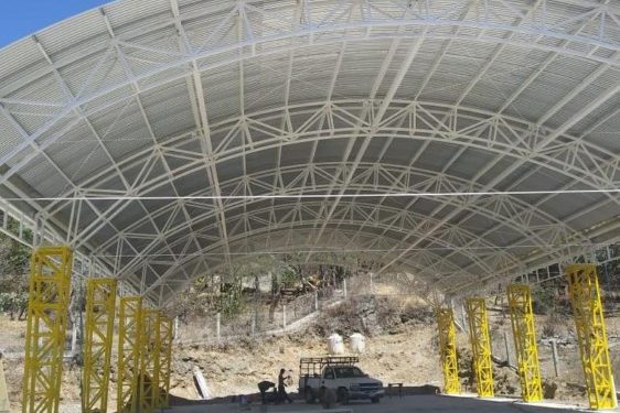 se beneficia a cientos de personas de localidades urbanas y rurales, lo que permite mejorar sus condiciones de vida.