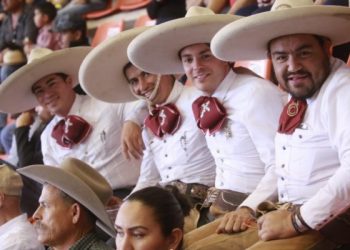 Escaramuzas y hombres charros, de sangre michoacana, mostrarán su talento