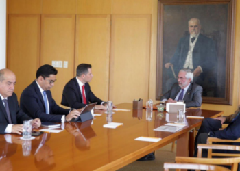 Gobierno de Oaxaca y UNAM buscan fortalecer la oferta educativa de nivel superior en la entidad