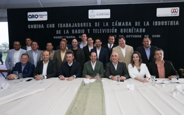 Se reúne el Gobernador con integrantes de la CIRT Querétaro