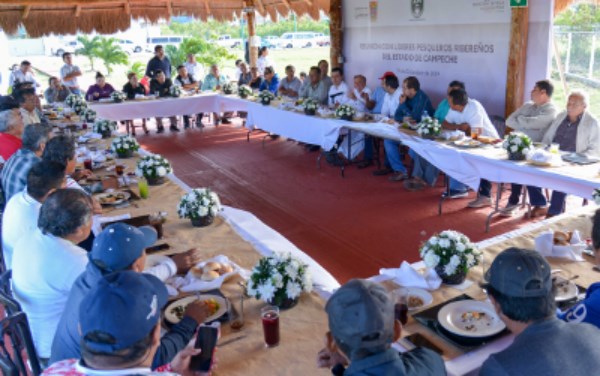 Gestionará ante gobierno federal atención a demandasEn una reunión con cerca de 40 representantes de pescadores ribereños