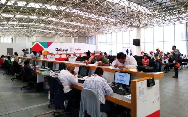 “Déjale tus deudas al año viejo” y “Adiós tenencia”