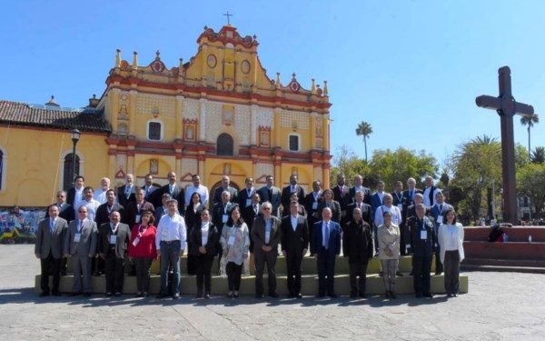 Secretario de Salud se reúne con homólogos  de las 31 entidades federativas