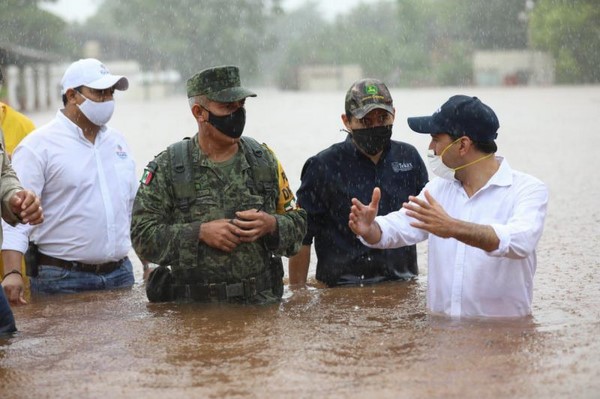 -En su recorrido, el Gobernador recordó que los últimos 4 días ha caído el 40% de las lluvias que recibimos anualmente en el estado.