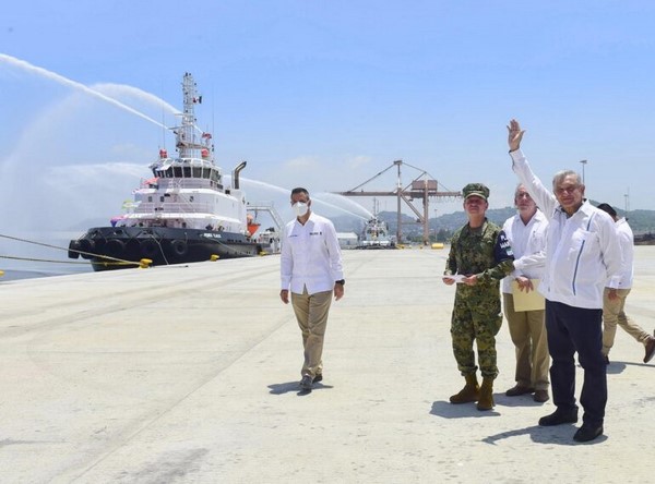 la nueva titular de la Coordinación General de Puertos y Marina Mercante, Rosa Icela Rodríguez,