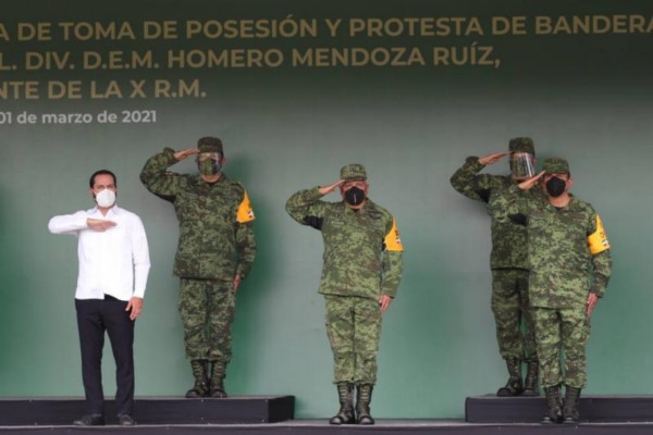 el General de División Homero Mendoza Ruiz asumió su nueva responsabilidad dentro de la institución militar.