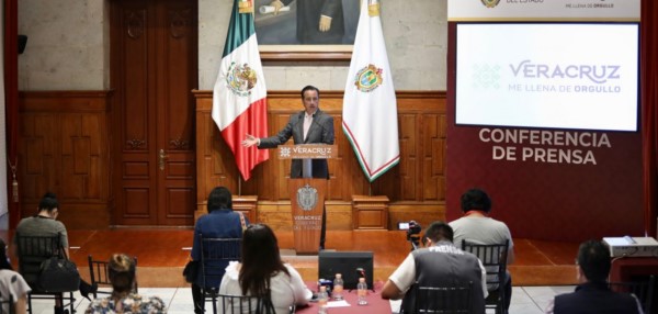 en los próximos días recursos para la reparación de viviendas y recuperación de cultivos por pérdida, expresó el gobernador Cuitláhuac García Jiménez.