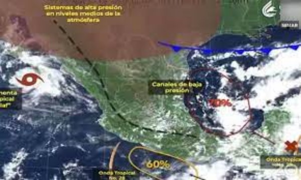 A las 13 horas se localizaba a 410 kilómetros al sur de Puerto Ángel, Oaxaca y se desplazaba hacia al noroeste