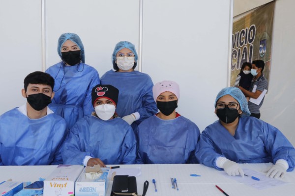 Facultades de Medicina y Cirugía, Odontología y Enfermería, participan en las Jornadas Integrales de Salud.