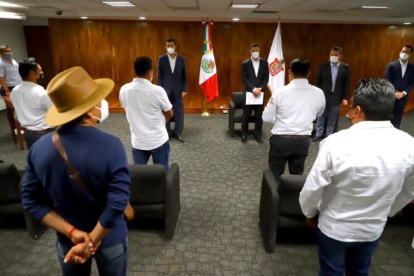 Oaxaca seguirá fortaleciendo su relación con el magisterio