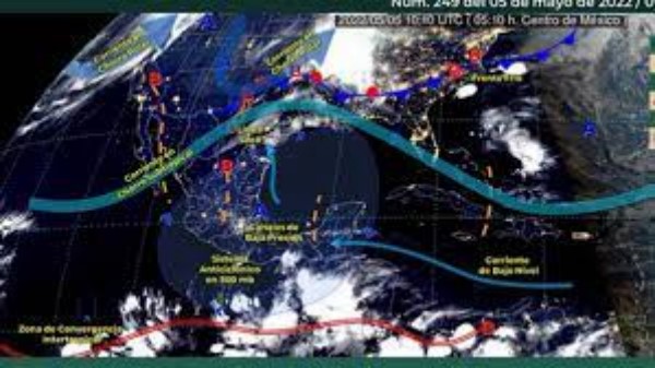 ●     Permanecen dos canales de baja presión extendidos sobre el oriente y sureste de México