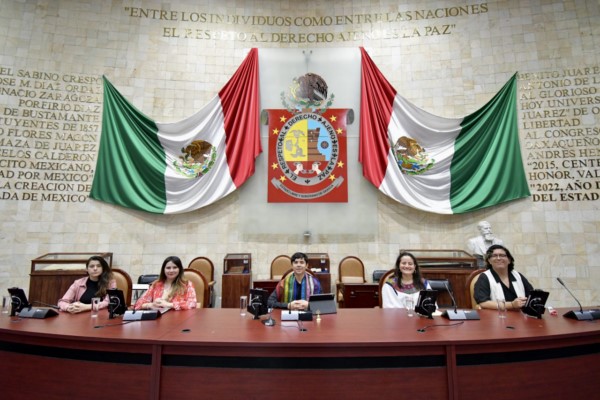 · El Congreso de Oaxaca se convierte en el pionero de este proyecto y es la primera entidad en realizar este encuentro