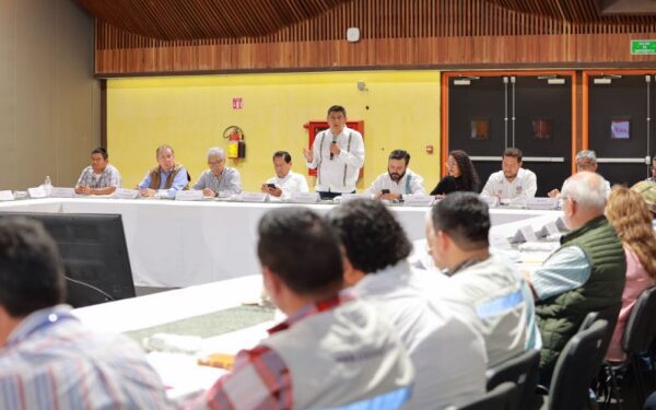 quienes intercambiaron sus Cartas de Intención por la Paz Duradera