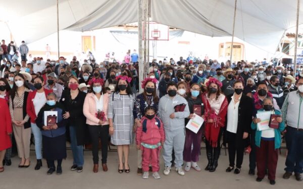 En Ahuacatlán, SEDIF realiza «Martes Ciudadano» para apoyar a población vulnerable