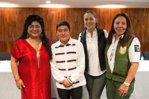 mejorar las condiciones de tránsito y atender sus necesidades