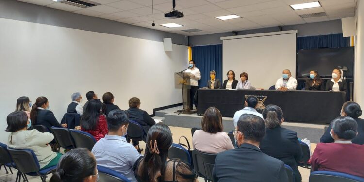 primer encuentro con escuelas de enfermería.