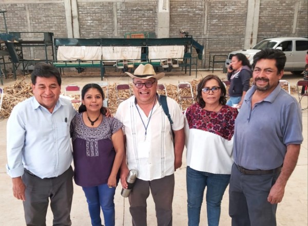 programa “Sembrando alimentos, cosechando paz”