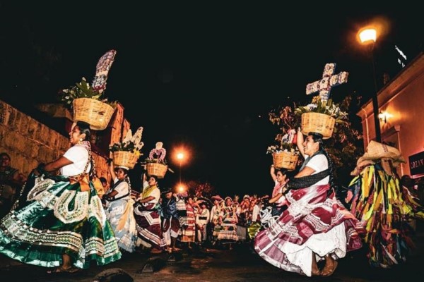 sus grupos representativos en las diversas disciplinas