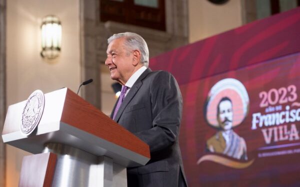 no deben dejarse engañar ni manipular por traficantes de personas en su intento por cruzar