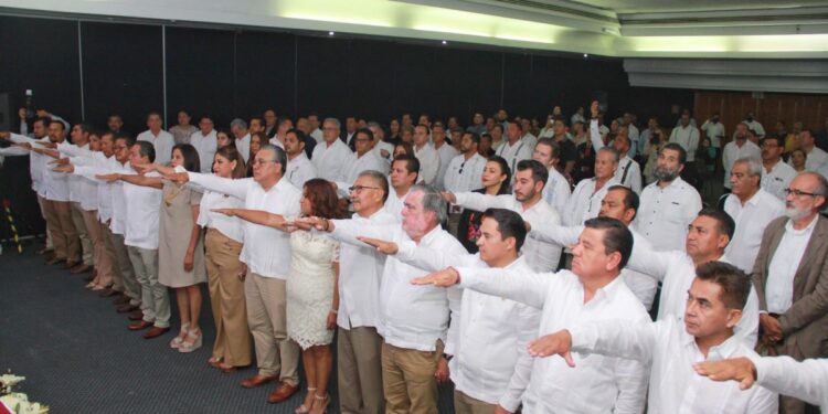 el titular de Sinfra tomó la protesta al Comité Directivo 2023-2024