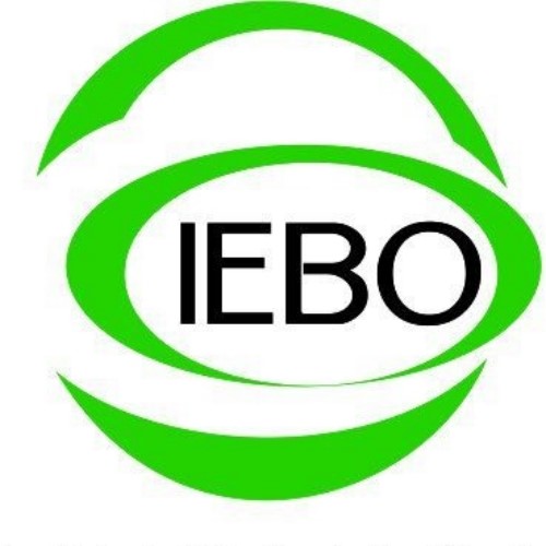 estudiantes participan en el Sexto Concurso de Poesía en Lengua Materna