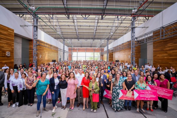 para que puedan autoemplearse y así favorecer su economía.