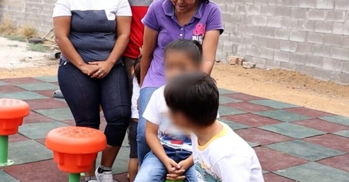 tarjeta y documento de Visitante por Razones Humanitarias