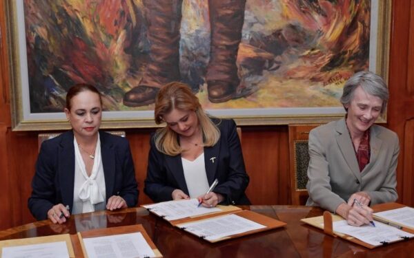 revalidación fluido a los estudiantes mexicanos que hayan estudiado en la Universidad de Texas en El Paso