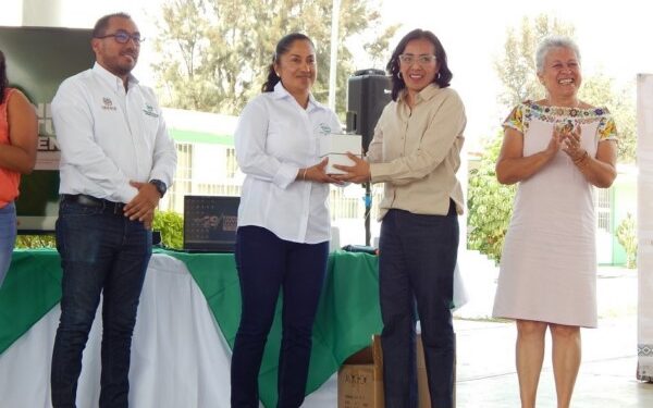 150 planteles del Instituto de Estudios de Bachillerato del Estado de Oaxaca tendrán acceso a internet gratuito