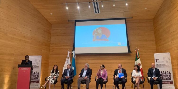 atención de manera específica y focalizada hacia personas menores forzadas a cometer delitos