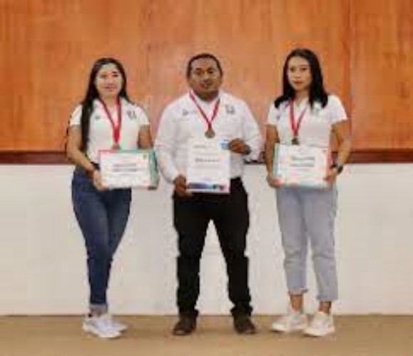 ganan primer lugar en la categoría Ciencias Ambientales.