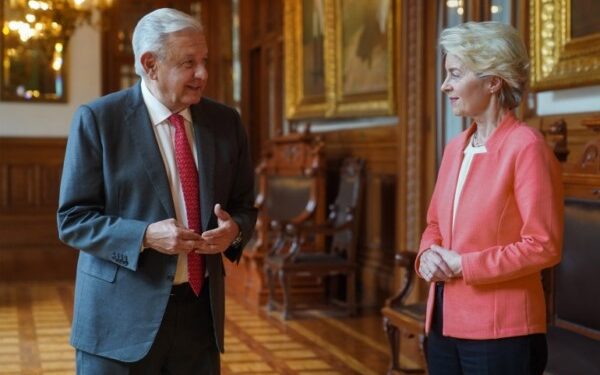 apresurar la firma del Tratado de Libre Comercio