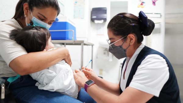 biológicos e insumos para proteger a la infancia; las vacunas protegen, son seguras y gratuitas