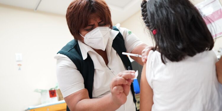 inicia con exito vacunación