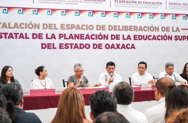 encaminada a ampliar los horizontes de alrededor de 200 mil estudiantes universitarios