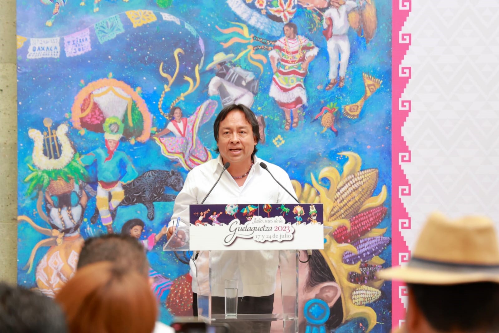 para el disfrute de la máxima fiesta de las y los oaxaqueños