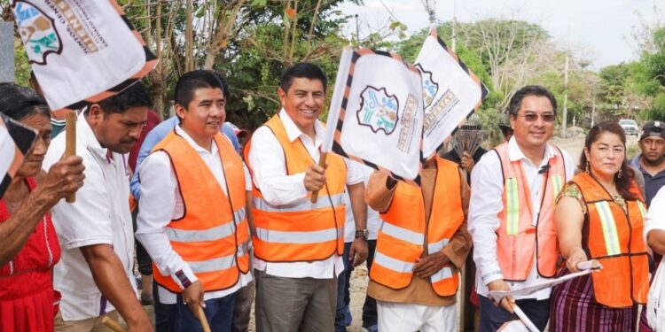 ·         Este camino comunica a Santiago Pinotepa Nacional con la agencia municipal