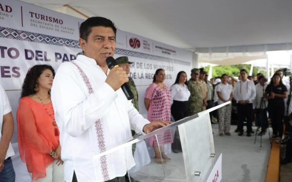 • Entrega nueve patrullas nuevas y equipadas