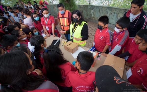 promueve la pasión por la ciencia y la astronomía en Oaxaca