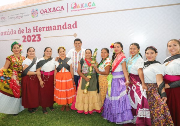 convivieron con integrantes de las delegaciones que participarán en la octava del Lunes del Cerro