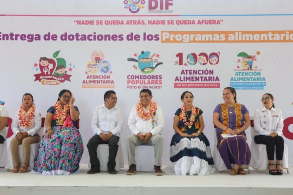 dieron el banderazo de inicio de la entrega de dotaciones de los programas alimentarios